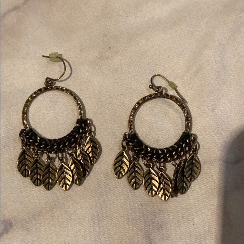 Lucky Brand Leaf Earrings